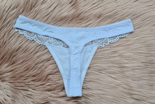 Liliána tanga, S-XL-ig