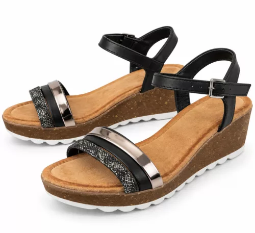 Bíbor szandál, 38-41 méretig