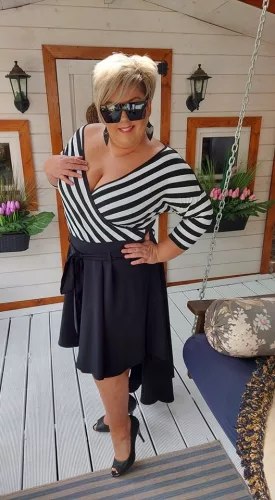 Detti szoknya, XL-4XL-ig