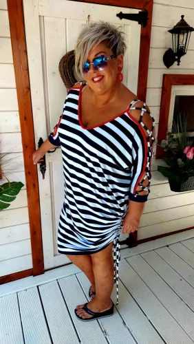 Nelli ruha, 3XL-5XL-ig