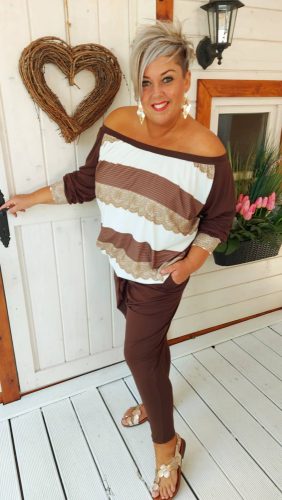 Gréta Overál, XL-5XL-ig