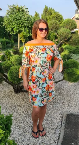 Lara ruha, L-4XL-ig
