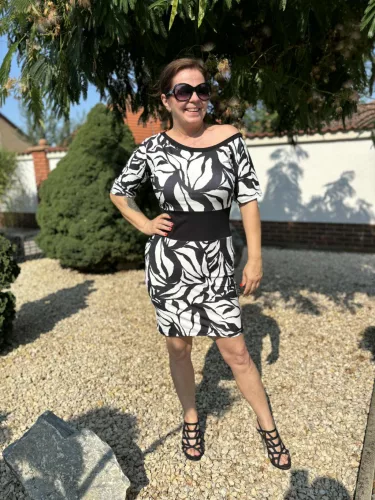 Charlotte ruha, S-5XL-ig