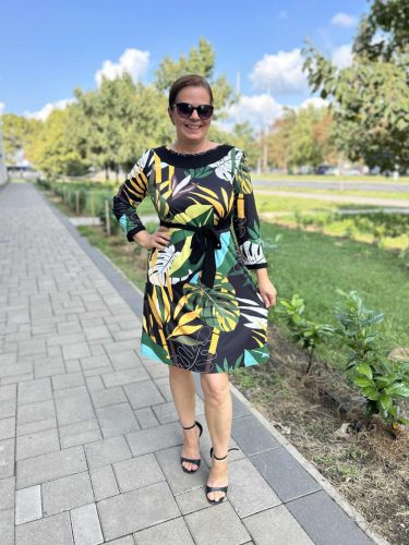 Karolina ruha, L-4XL-ig